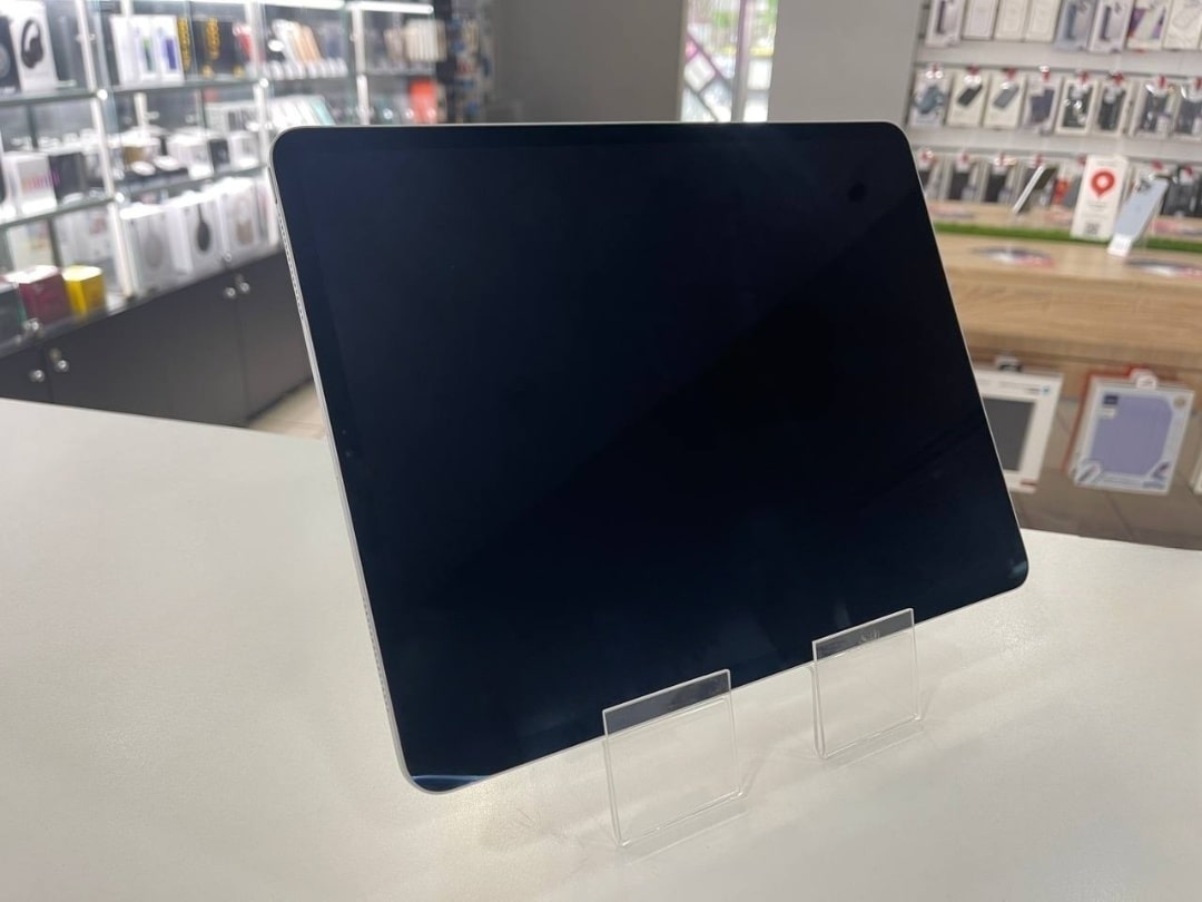 iPad Pro 12.9'' (2020) 256Gb Wi-Fi Silver (Без коробки) - Б/У