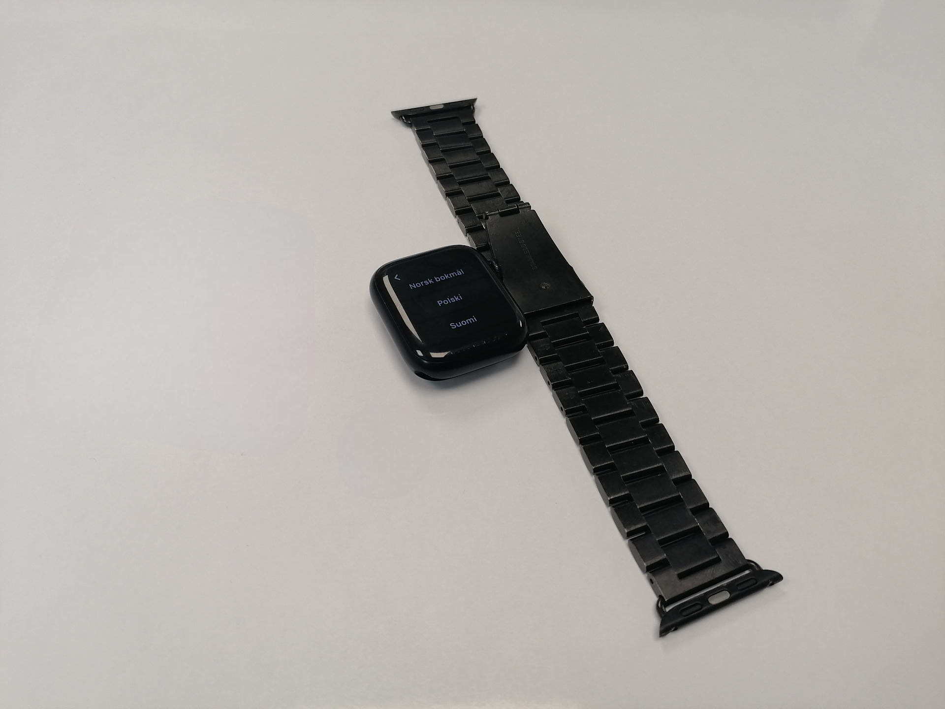 Apple Watch Series 8, 41 мм черные (MNU73) (Без коробки) - Б/У Apple Watch Series 8, 41 мм черные (MNU73) (Без коробки) - Б/У