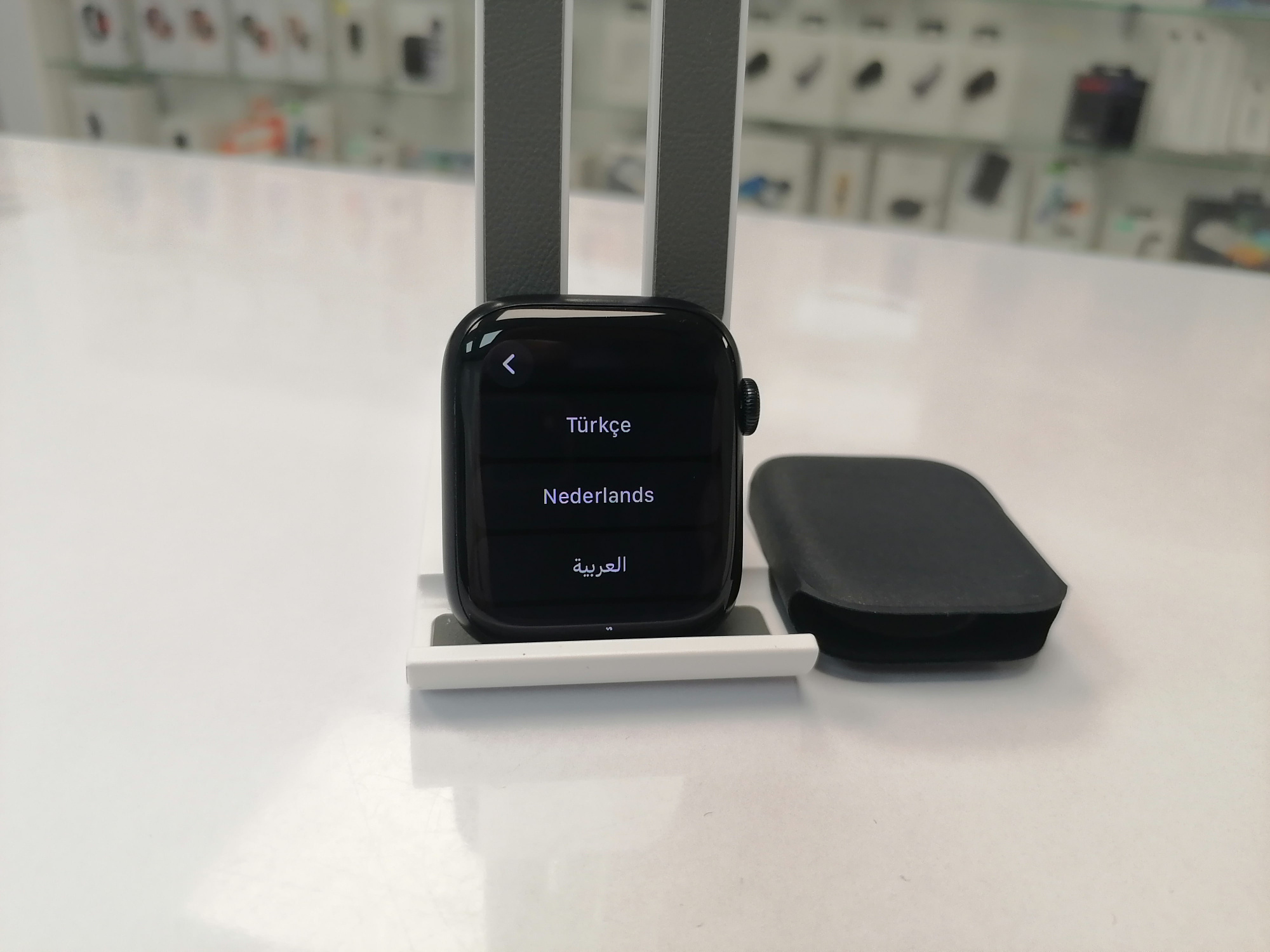 Apple Watch Series 8, 45 мм, цвета «Темная ночь» (MNUJ3) - Б/У Apple Watch Series 8, 45 мм, цвета «Темная ночь» (MNUJ3) - Б/У