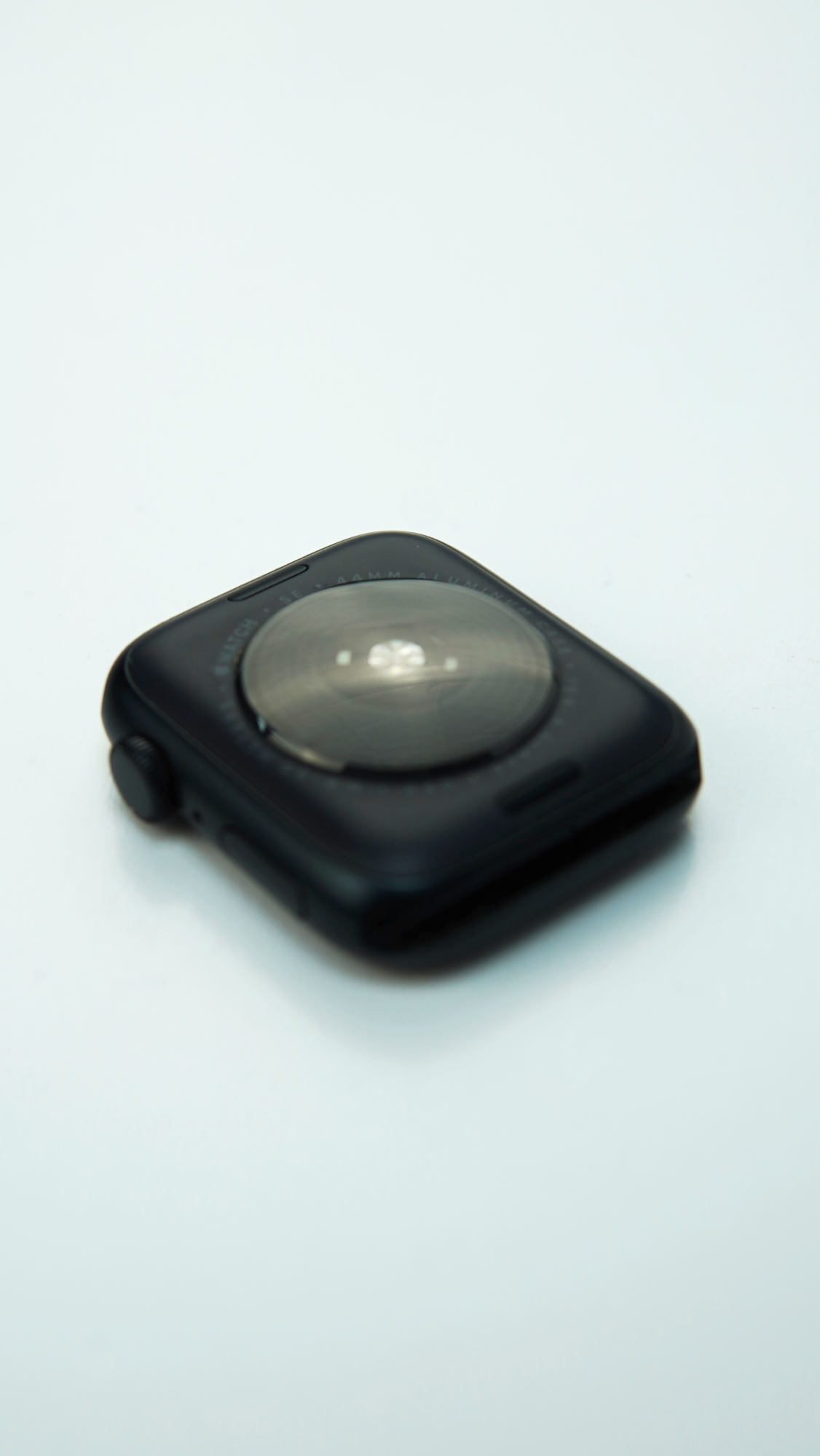 Apple Watch Series 7, 41 мм, (MKMX3) корпус из алюминия цвета «тёмная ночь», спортивный ремешок «тёмная ночь» - Б/У