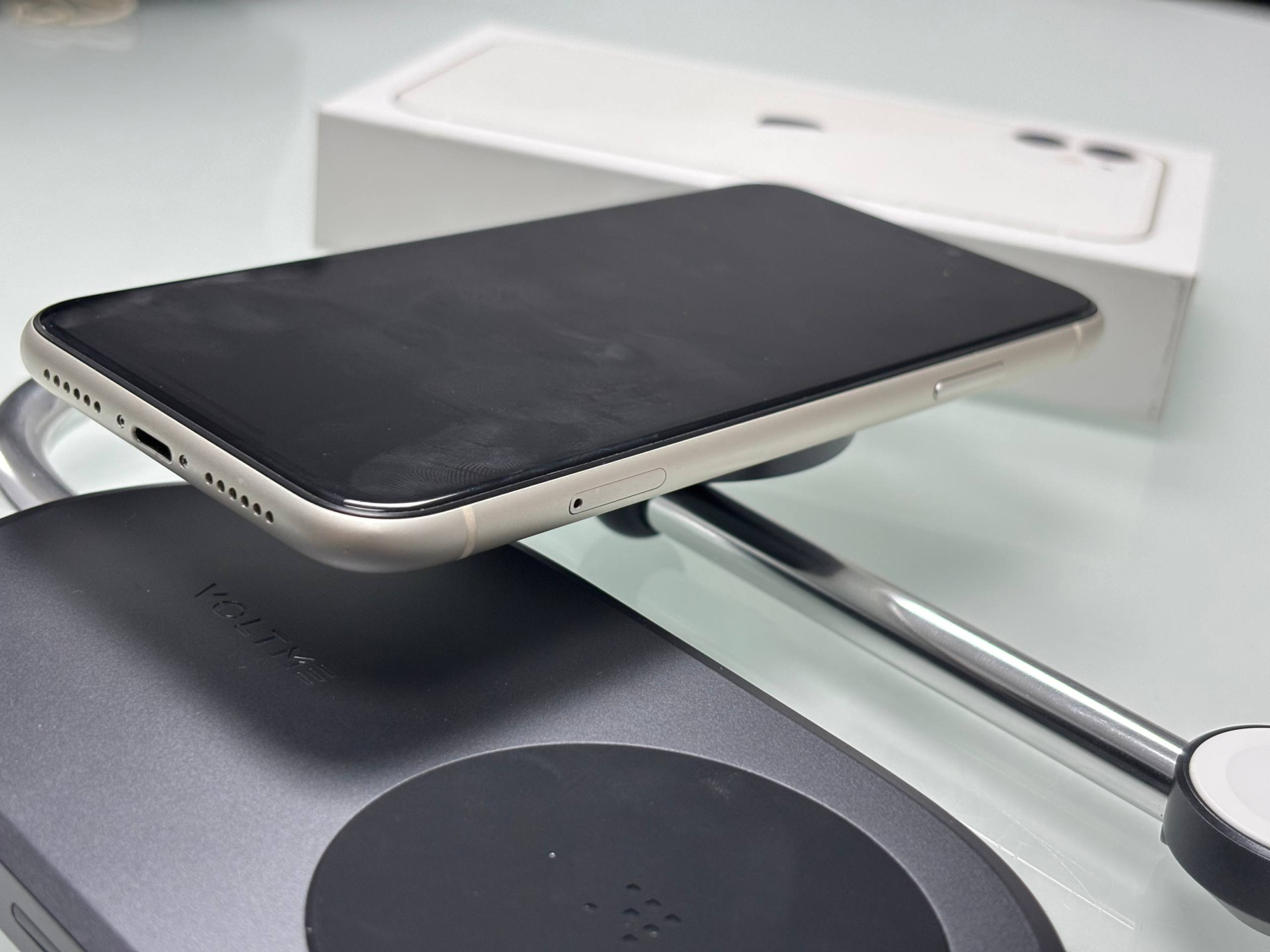 iPhone 11 Pro 64Gb Silver (69%) - Б/У . . +